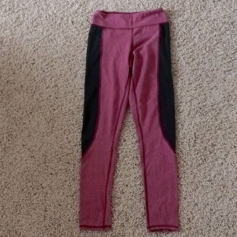 Red / grey American eagle leggings